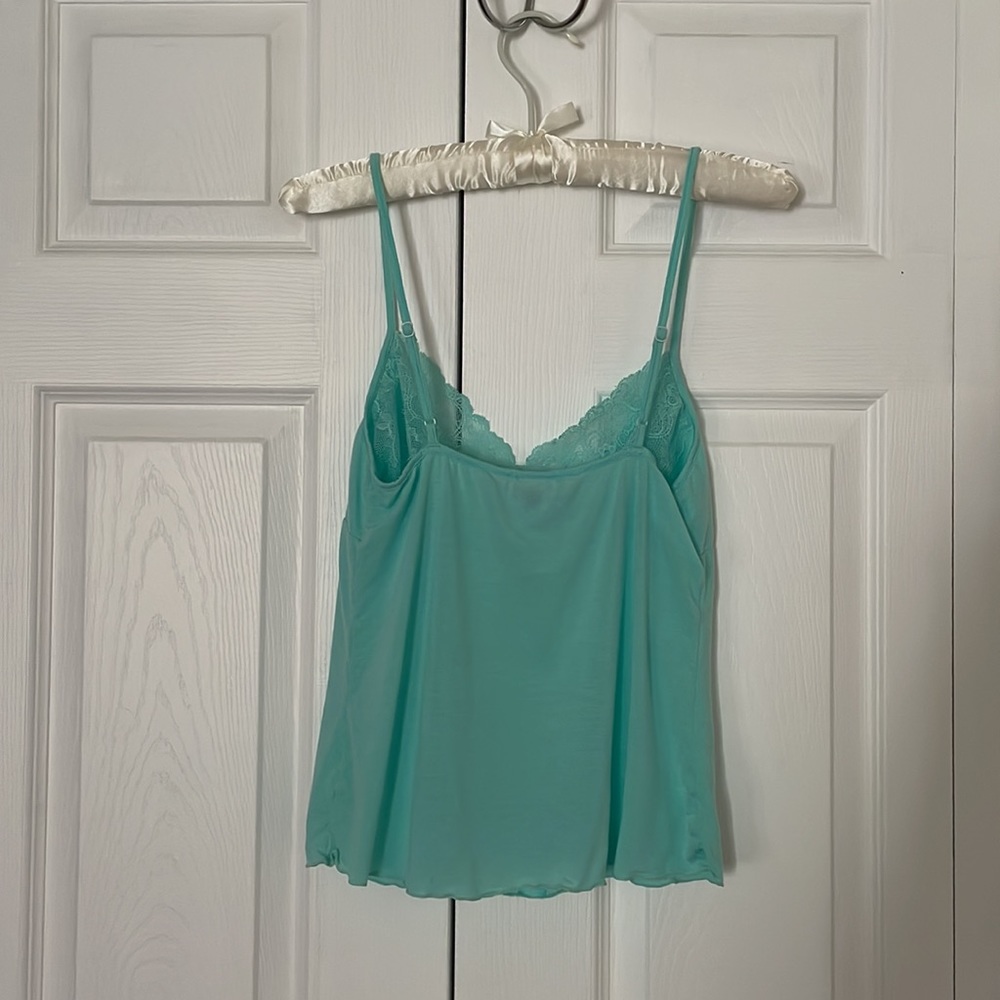 Pretty Lingerie Set - Picture 2 of 4